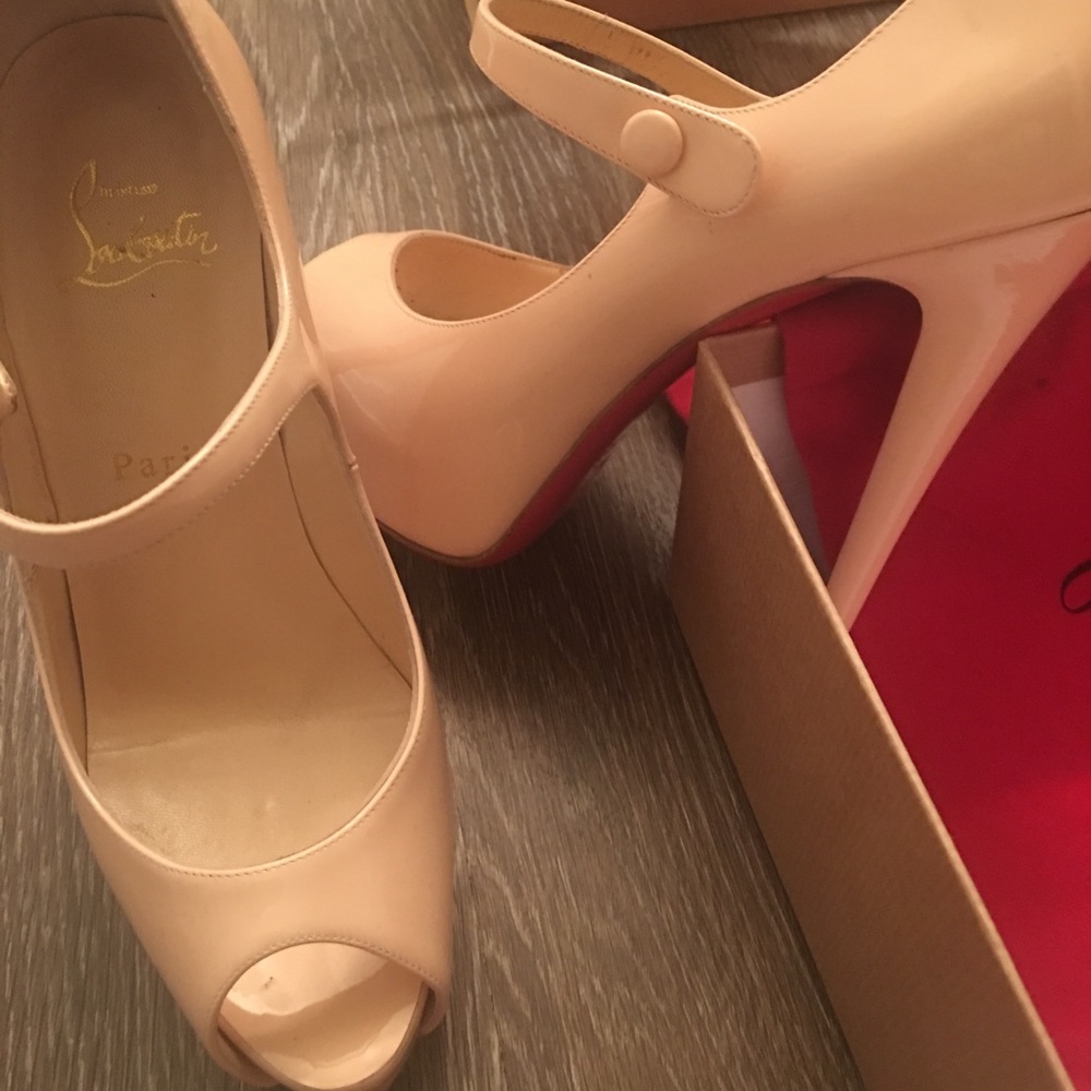 CHRISTIAN LOUBOUTIN 👠 - Picture 2 of 4